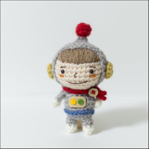 もりのロボ（大、グレー）