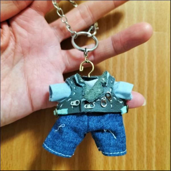 ミニチュアレザージャケットチャーム