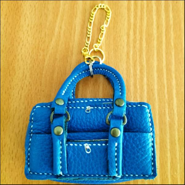 本革ショルダー型バッグチャーム(中サイズ)