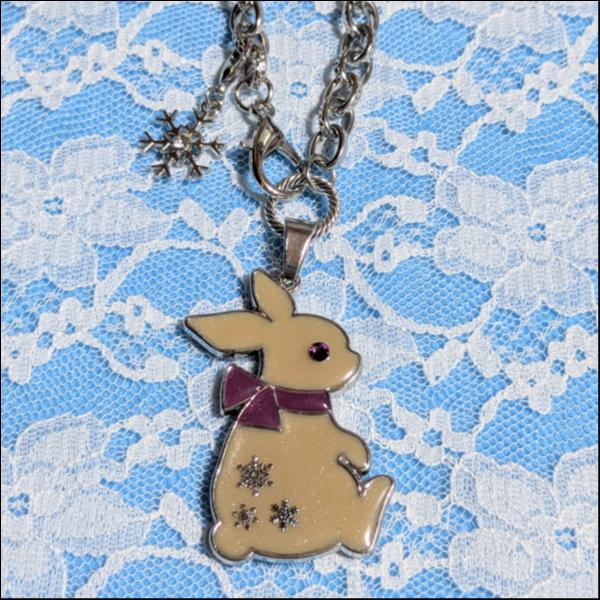 レジンバッグチャーム／リボン茶うさぎ【雪の結晶】