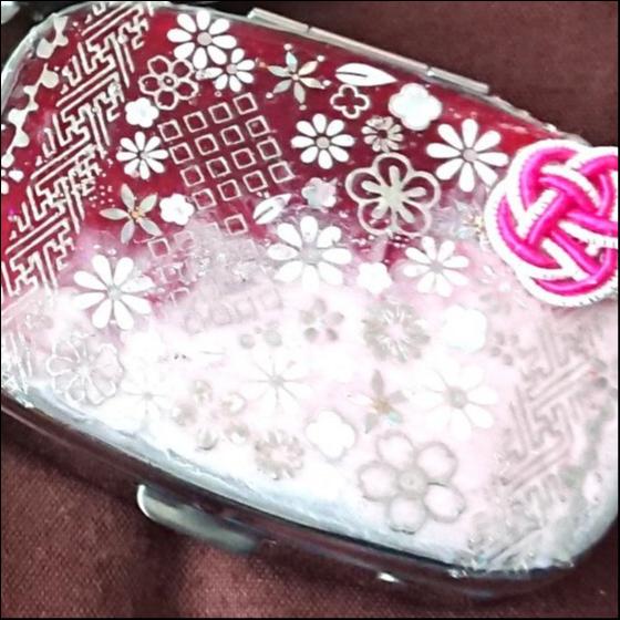 和柄ピルケース(小) 紅白